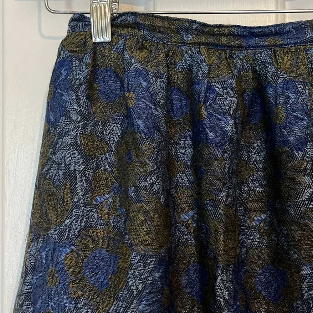 Vintage | Blue and Yellow Floral 100% Wool Midi Skirt Size XS Timeless‎ Classic